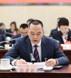 市政协委员、中安科技集团董事长郑建新：做强做大“专精特新”企业，促进工业高端化、智能化、绿色化发展。