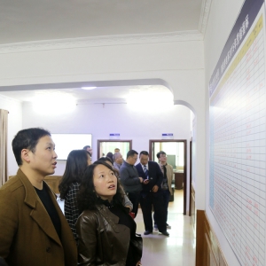 铜仁供电局政工部到基层检查指导班组文化