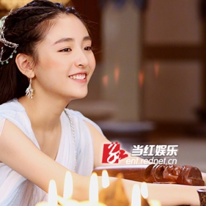 与鹿晗师徒档惊艳荧屏 吴倩说最想和吴彦祖合作