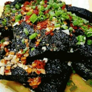 贵州人问湖南人：长沙臭豆腐和贵州臭豆腐谁更臭？他只说了五个字