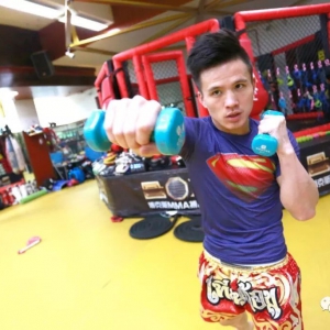 贵州人55秒KO日本选手！张美煊：江湖人称窜山豹