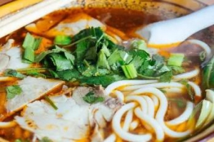 贵州“最经典”的4种美食，图一回味无穷，图四湖南人吃了难忘怀