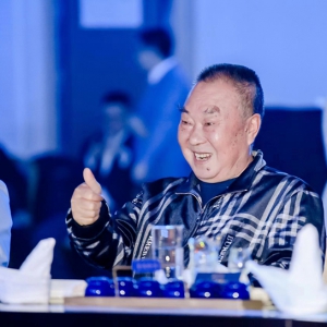 组诗|地里种过许多人          文/李发模