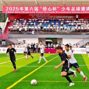 海内外32支足球队齐聚湖南隆回展开角逐