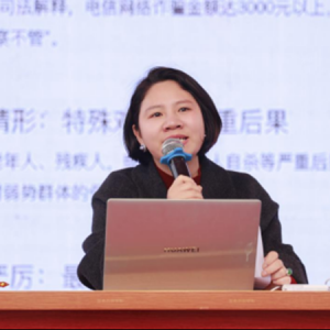 隆回二中校友刘昭陵在家乡开启“送法到百村・普法暖人心”活动